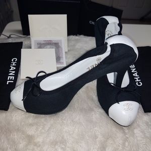 Chanel Pumps